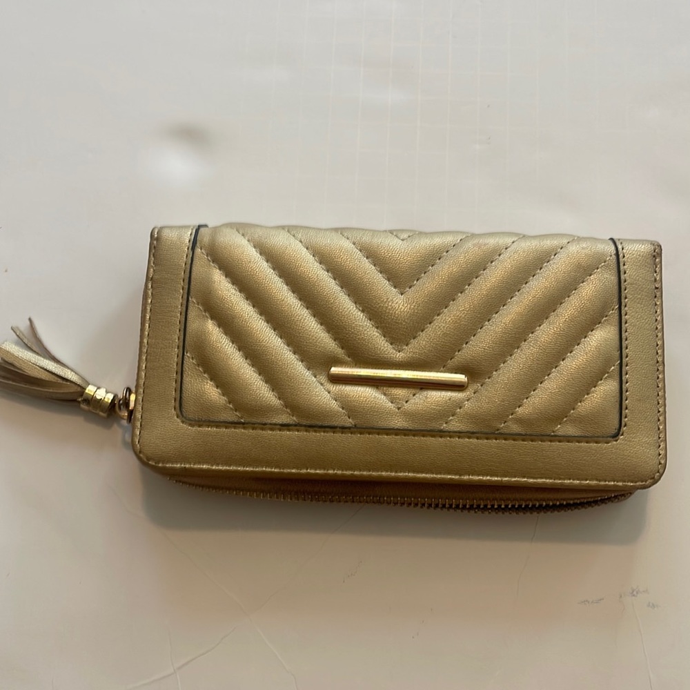 Nice Gold Wallet